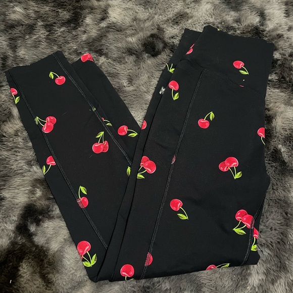 Pink leggings - Picture 2 of 6